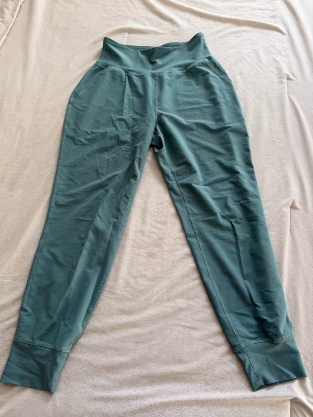 Old Navy Active Powersoft - L